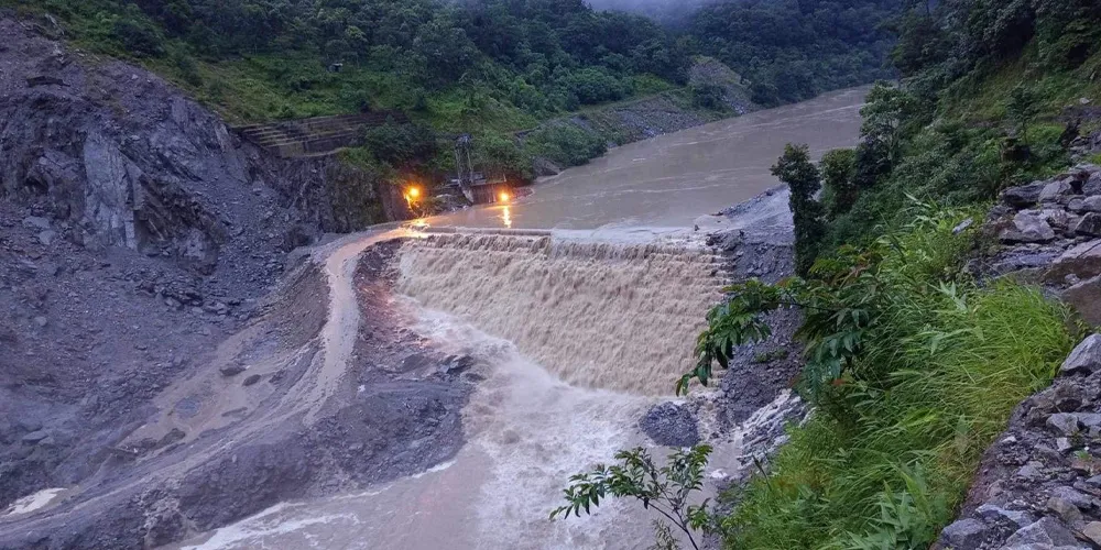 अरुणमा बढ्यो जलसतह, सर्तकता अपनाउन आग्रह